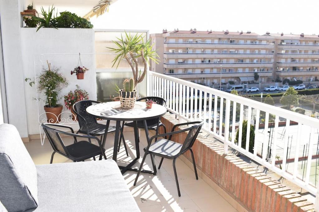 Alegre Apto Con Piscina, A 300M De La Playa. Blanes Eksteriør bilde